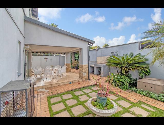 3 BEDROOM DUPLEX FOR SALE IN WELTEVREDEN PARK